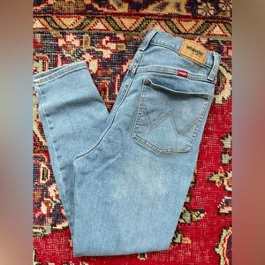 Wrangler high rise skinny stretch jeans
